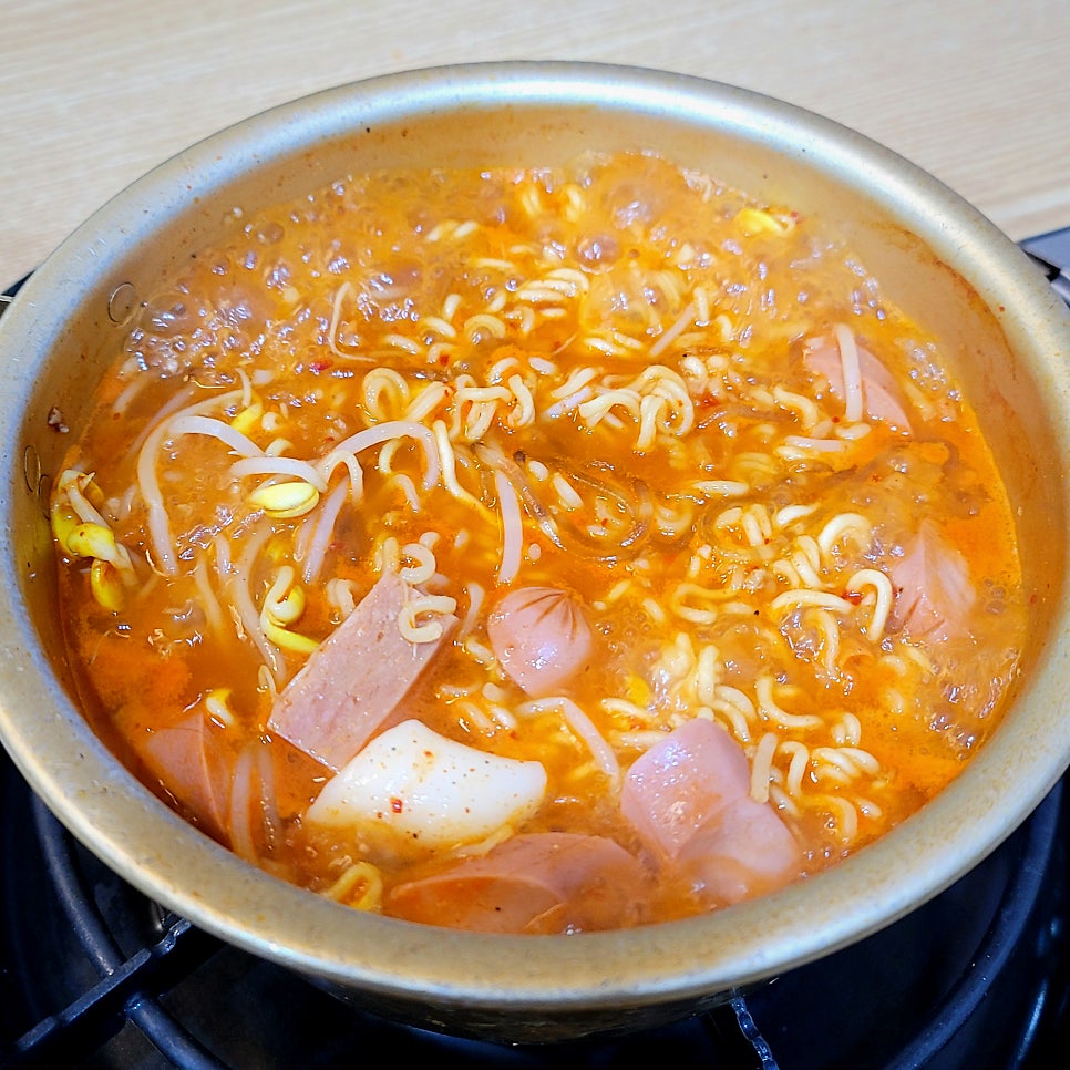 흥부부대찌개 사진 1