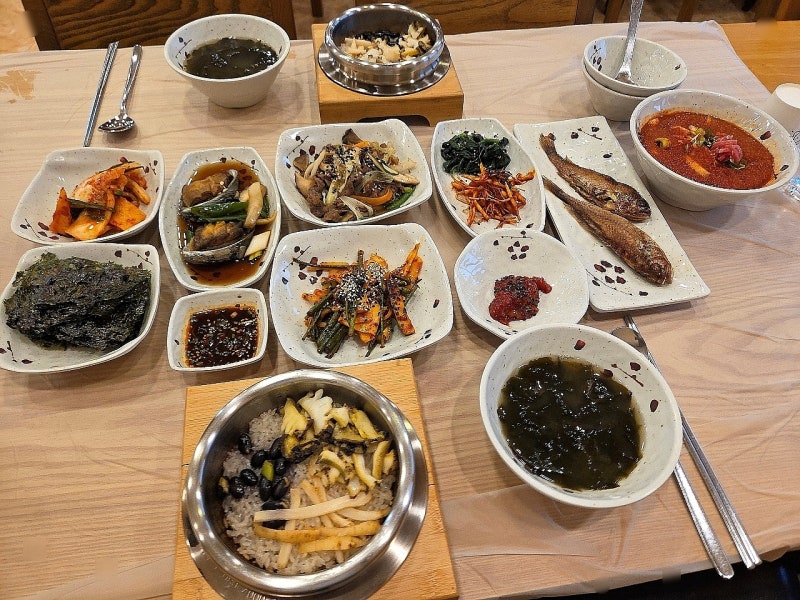 속초 대포항 주변 아침식사 맛집 전복솥밥 푸짐한 반찬이 나오는 한정식 밥집 라마다호텔 근....