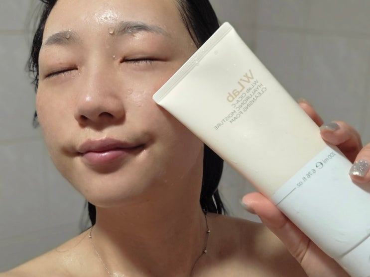  더블유랩 시카씨 히알루론산 모이스처 클렌징 폼 속당김 없는 촉촉 세안템
