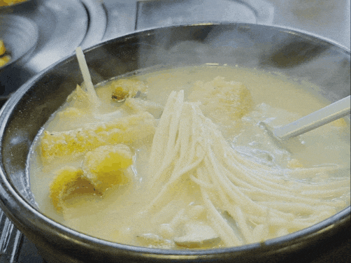  정성으로 끓여낸 역대급 진한 황태해장국 일산 맛집, 백석역 황태우