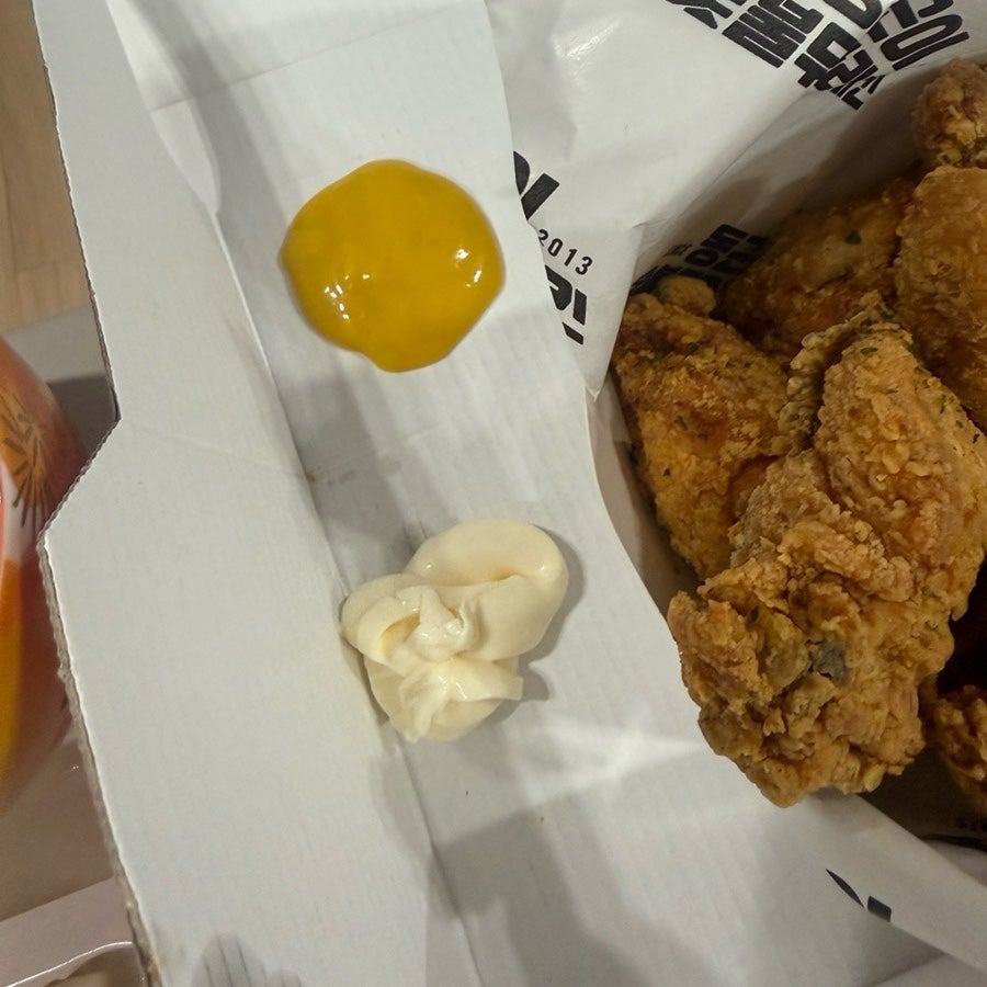동근이숯불두마리치킨 동대문점 사진 6