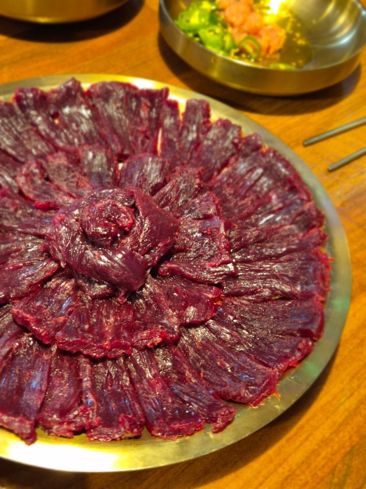  대구 동구시장 부모님 추천 봉화생고기 뭉티기 육회 어묵 맛집 후기