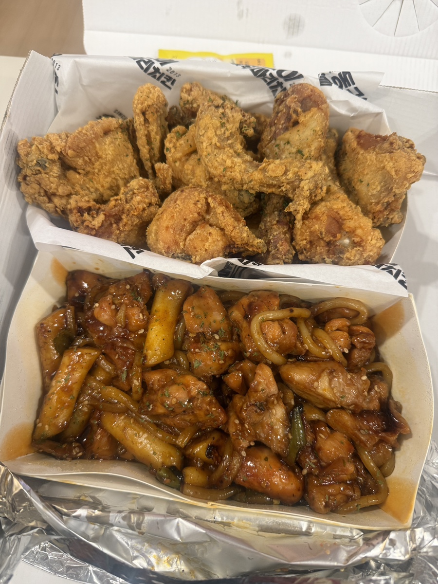 동근이숯불두마리치킨 동대문점 사진 4