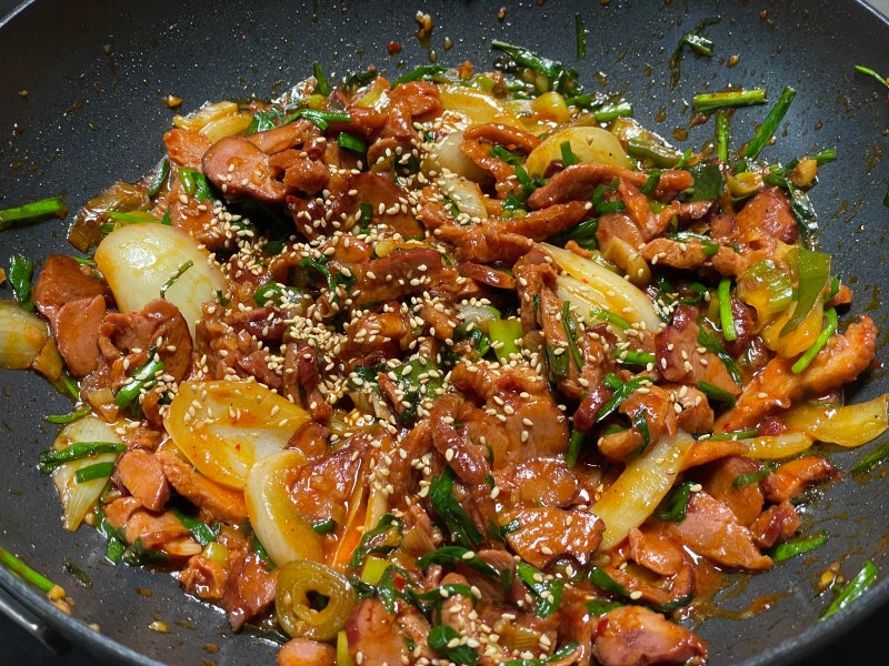훈제오리로 만든 오리주물럭 레시피