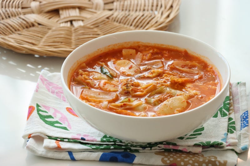 김치떡만두국 레시피 칼칼한 얼큰만두국 끓이는 법
