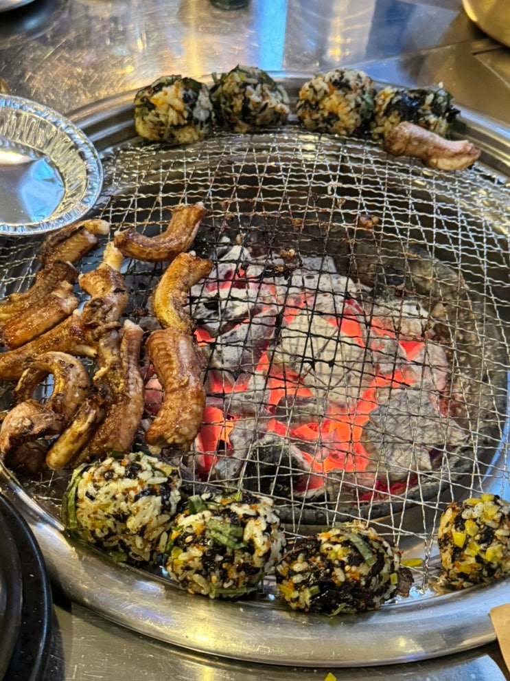  연안숯불 압구정로데오 | 압구정꼼장어 맛집