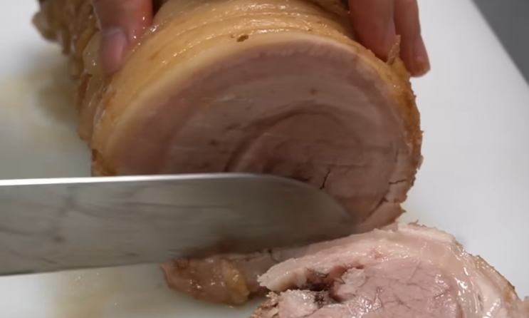  차슈 만들기 레시피. 라멘과 파스타 토핑으로 좋은 돼지고기 요리
