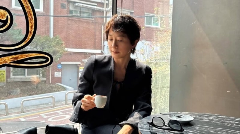김희애 58세 숏컷 동안 변신! 반응 폭발한 이유