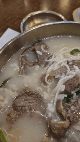 24시간 운영하는 웨이팅 필수 홍대국밥 육전국밥 홍대점