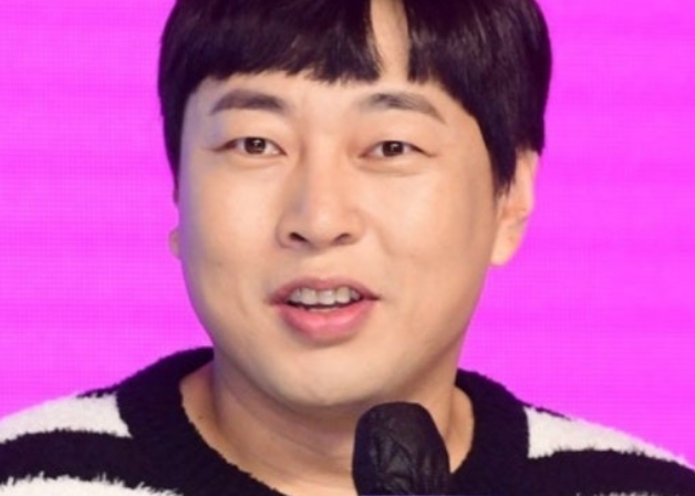   '불법 도박·음주운전' 논란 끝에 뇌출혈로 쓰러진 이진호, 건보료 체납으로 '치료비 폭탄' 위기