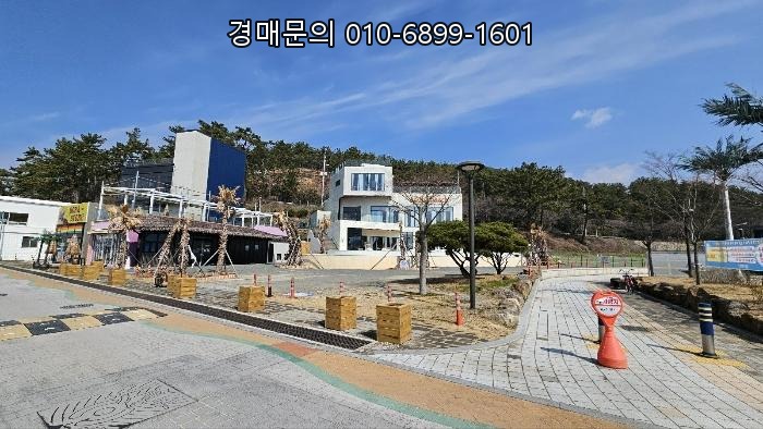  창원시 마산합포구 진동면 요장리 랜드마크 급매! 42억 감정 근린시설, 5회 유찰 후 29억 대 파격가 재입찰 기회 (사건번호:2024-101021)