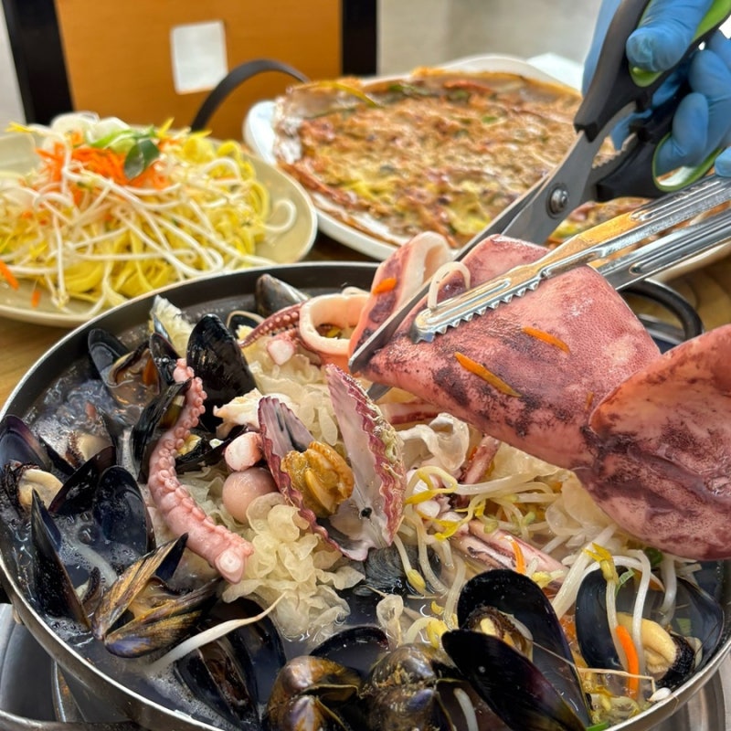 청주 송절동 주민추천 맛집 쭈낙해물칼국수
