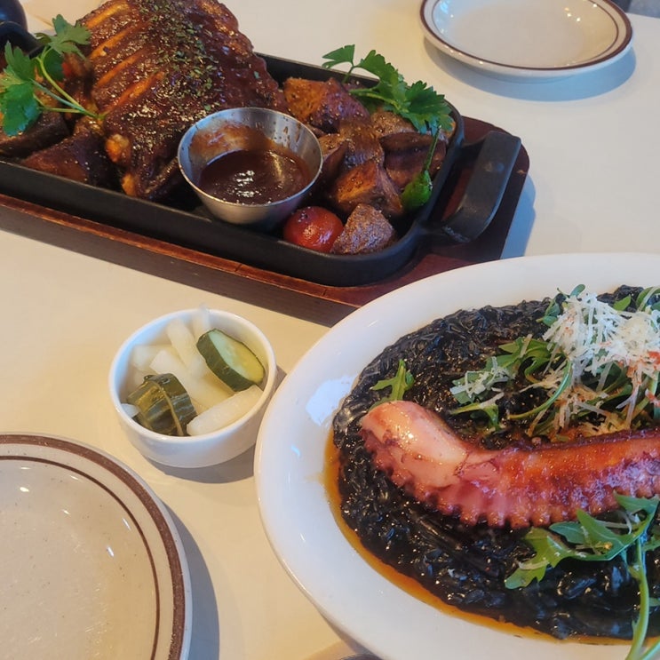  군산 브리덤브런치 웨이팅 없이 이용하는 꿀팁 군산미룡동맛집 군산양식 식사와 음료 후식을 한자리에서 브리덤폭립 문어먹물리조또 군산내돈내산저녁