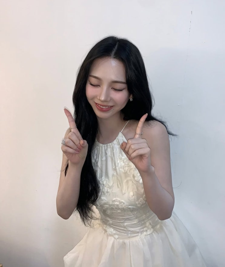  신스덴 프로미스 벌룬 미니원피스! 카리나 생일파티 옷 정보