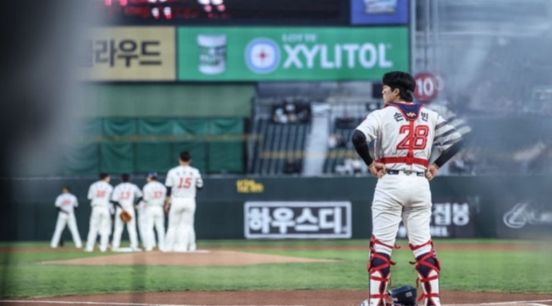 포수 하나 바꿨을 뿐인데 롯데 3연승..80억 유강남 vs ‘2002년생’ 손성빈, 김태형 감독의 주전....