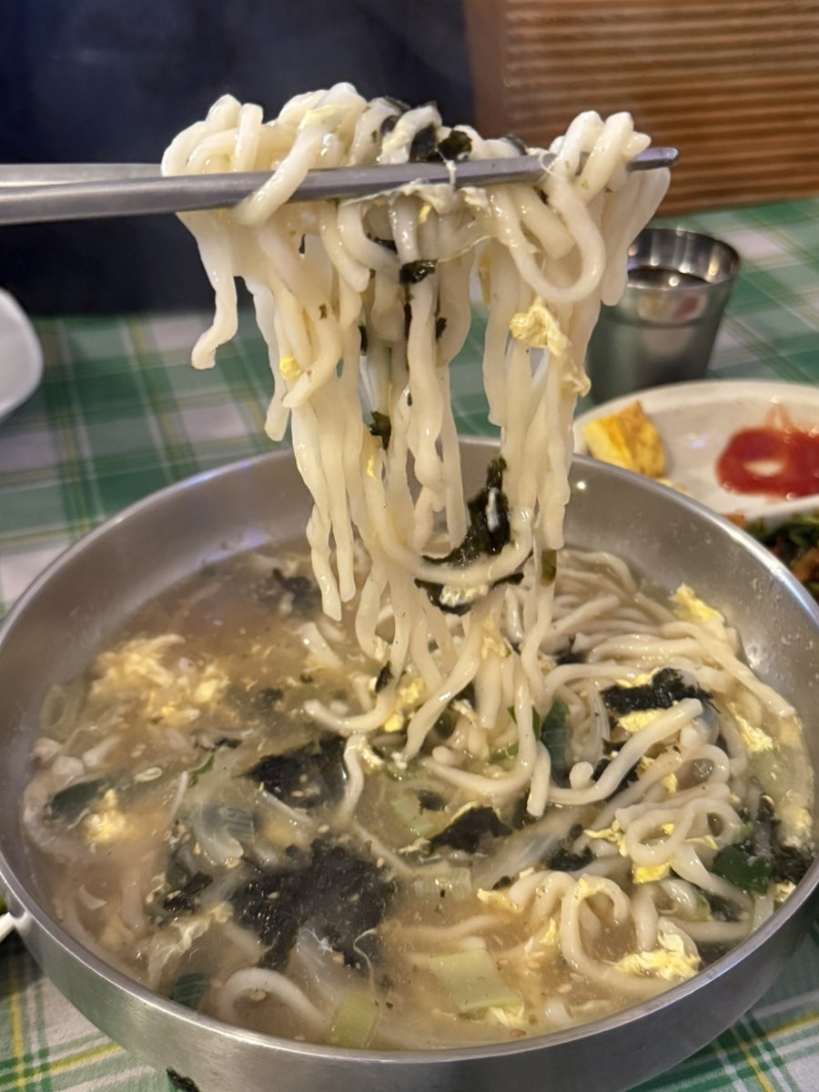Neulpureunsikdang photo 5