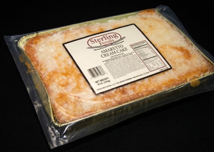  AMARETTO CREAM CAKE