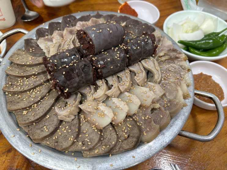  청량리/경동시장 노포 수육모듬순대, 순대국 맛집 <청량리고향집>