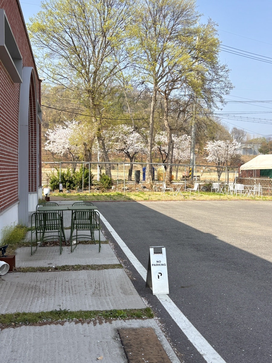커피팀버 동두천점 사진 5