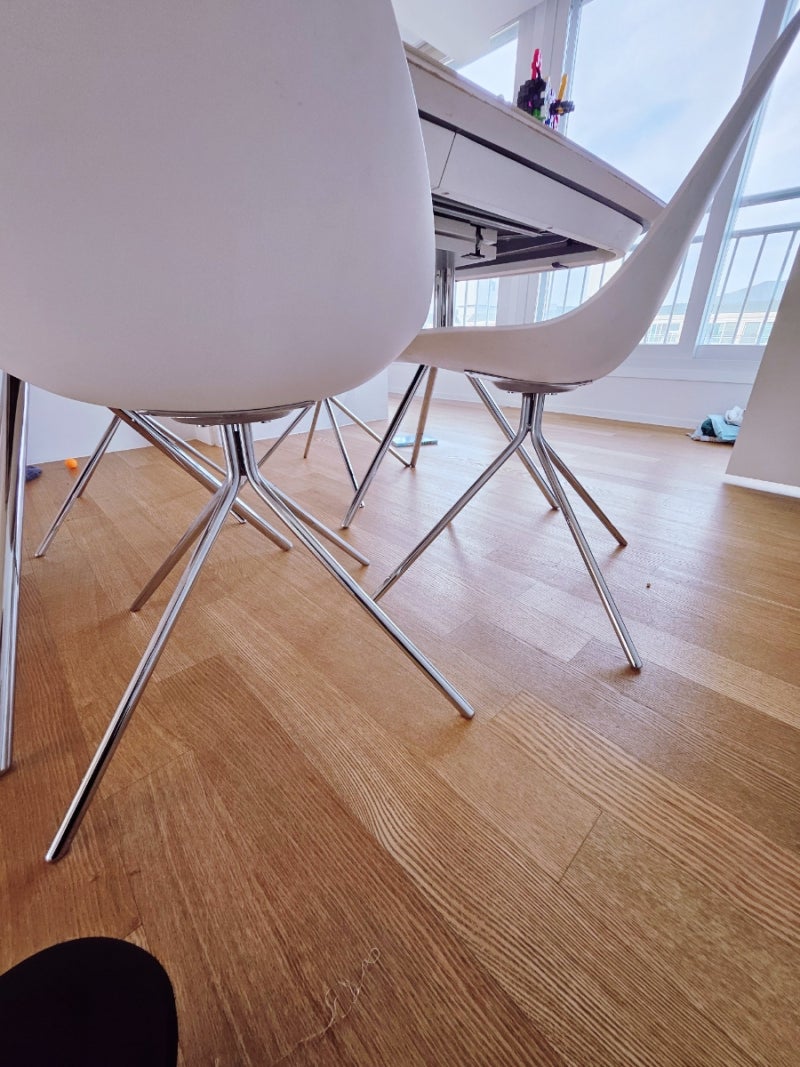 BoConcept 보컨셉 오타와 의자 크롬다리 AS 후기｜수리 불가라 해서 결국 이렇게 해결함