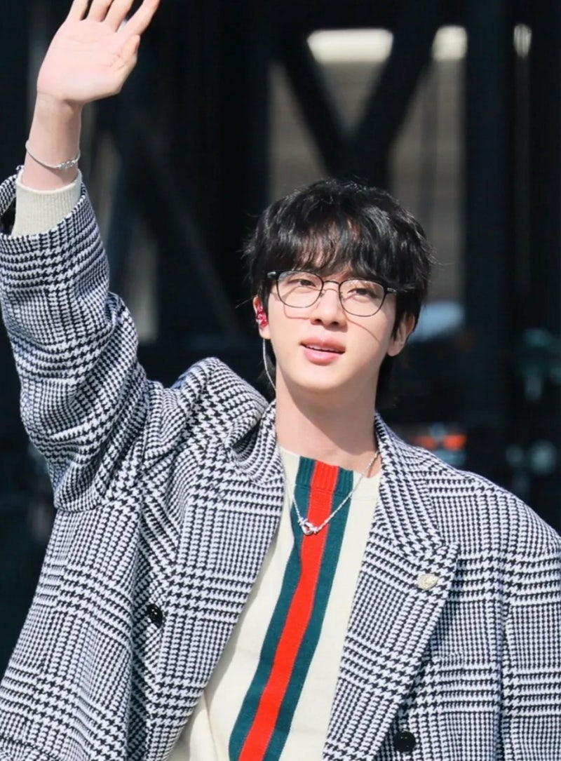 BTSジン、高陽コンサートファッション！すべてグッチだった本当の理由とは？
