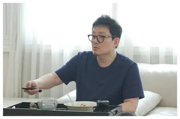 "포스트잇 보고 눈물 났다" 그 배우, 이범수가 미우새에서 처음 꺼낸 이혼 고백