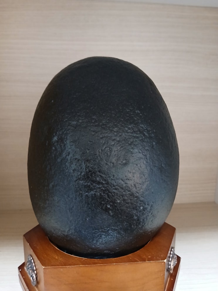  여행지에서 만난 임진강 오석 구형석(Imjin River Black Viewing Stone )