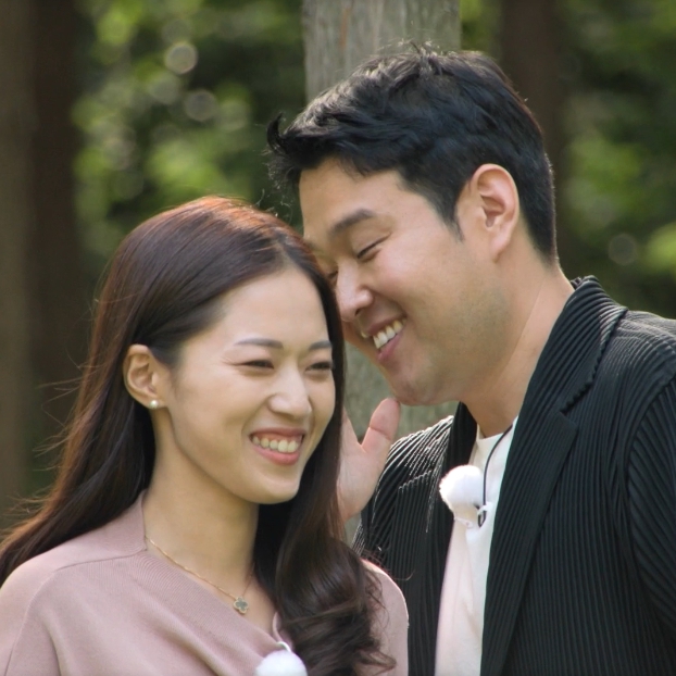 <b>나는 솔로 18기 영수 영숙</b>, 2년 만 결혼 발표 + 직업 나이