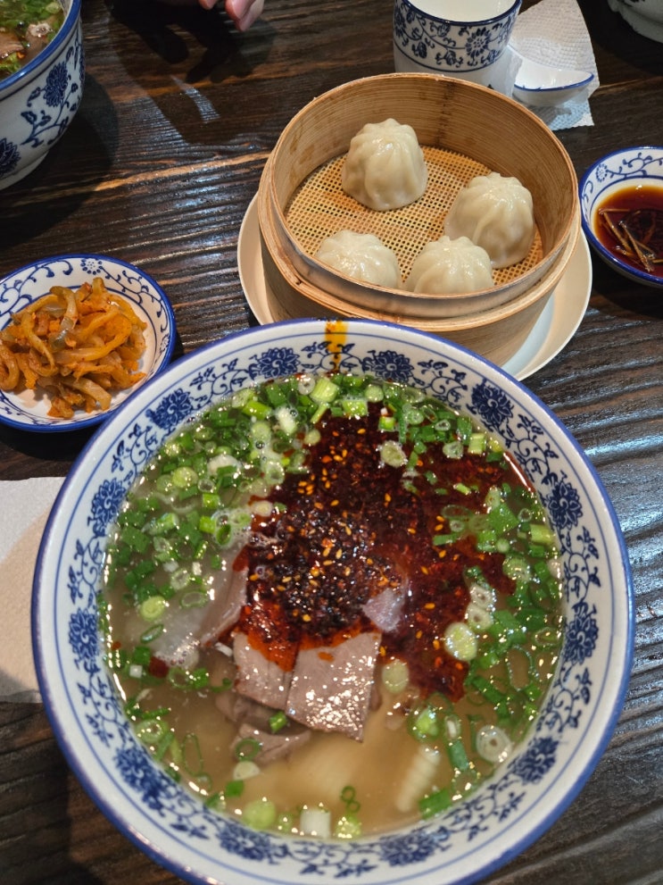 종각 점심 맛집 줄서는 이유! 종로 우육면 대장 샤오바오우육면 굵기 1,2,8단계 전격 비교