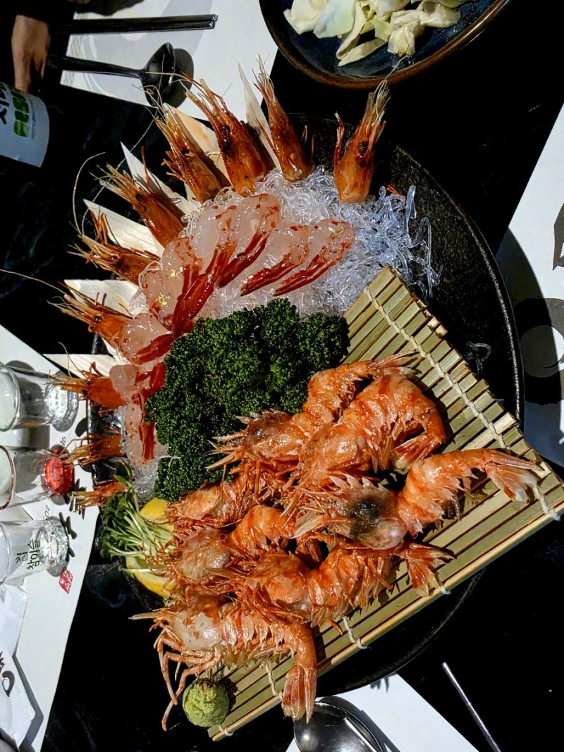 을지아재 모임《꽃새우 영번지 역삼점》2대 27년 전통! 서울 독도새우 원조집! 논현동 15년! ....
