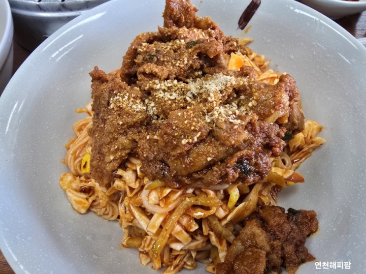  연천 재인폭포 출렁다리 맛집 청춘이면 재인폭포점