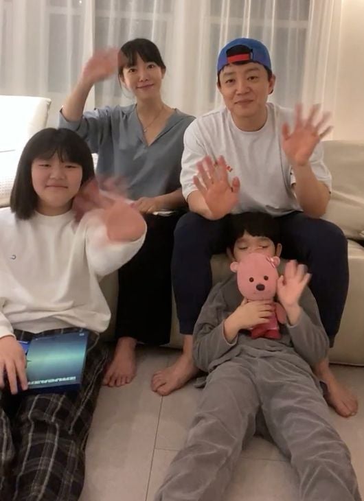 "완전히 혼자가 됐다"... 이범수가 고백한 이윤진 폭로 이혼 후 첫 심경, 14년 결혼의 끝(+프로....