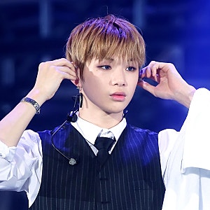 [인물사전] 강다니엘 나이 프로필 본명 고향 소속사 군대 워너원 영화 근황 총정리