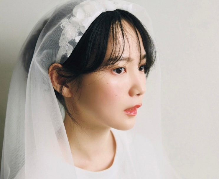 스몰웨딩 현실 폭로한 <b>김무열 아내</b> 윤승아는 누구?