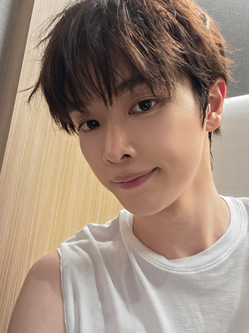 RIIZE 成燦 Weverse (260412)