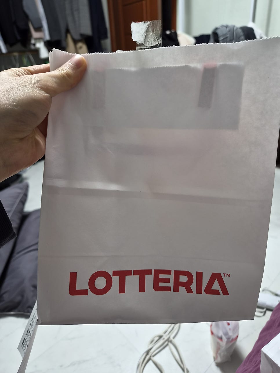 롯데리아 안산초지점 사진 1