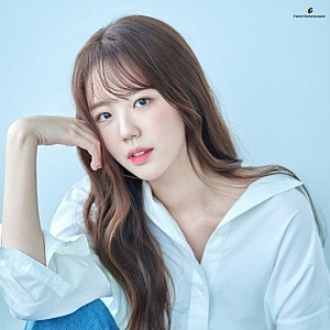 지예은, 키, 나이, 한예종, MBTI, 열애설, 바타, 충주지씨, 밀크쉐이크, 지석진, 런닝맨, SNL