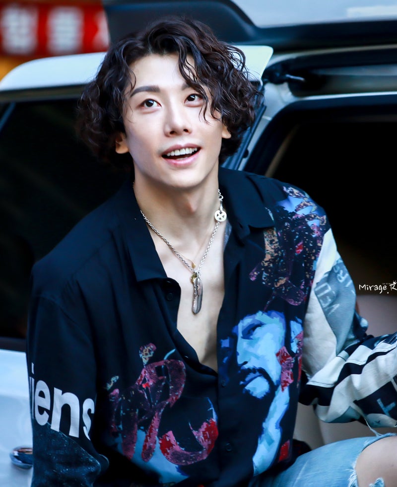 [인물사전] 박효신 나이 프로필 본명 고향 거미 소속사 콘서트 뮤지컬 근황 총정리