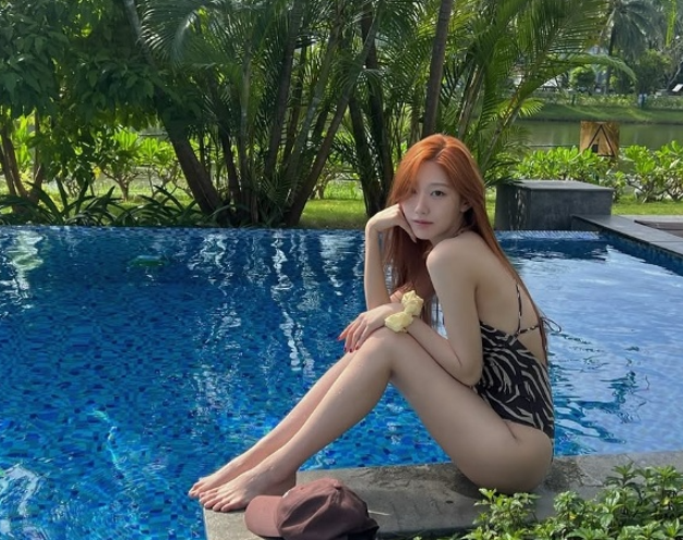 "러블리즈 막내 맞아?" 정예인 지브라 비키니, 유독 난리 난 진짜 이유