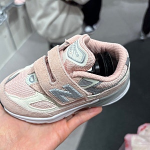 [뉴발란스 키즈 990] IV990PK6 사이즈 여아 운동화 추천 내돈내산 후기 두돌 5세 어린이날 선물 ....