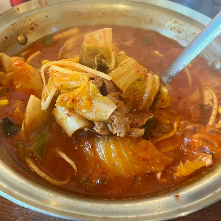  송도 김치찌개 맛집 배부장찌개 계란말이 낮술