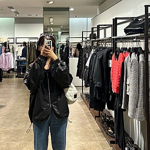마뗑킴 바람막이 matin kim 로고 코팅 점퍼 블랙 후기