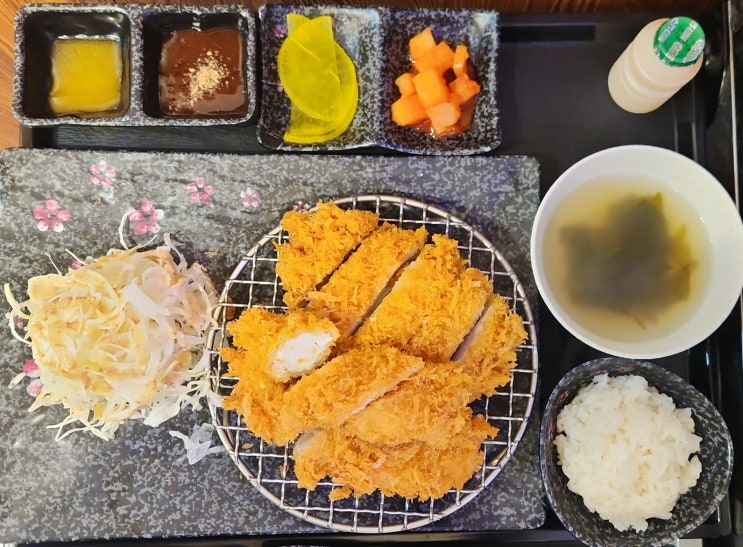  오늘의 메뉴소개 안심+치킨까스세트 창동이치돈까스