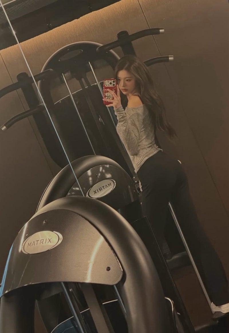 아이브 장원영 몸매가 완벽형? 따라하고 싶다고? 뼈말라몸매 운동복 패션