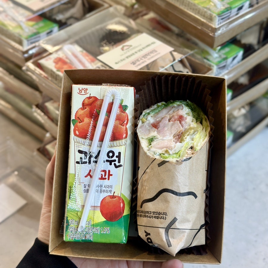 샐러디 방학역점 사진 3
