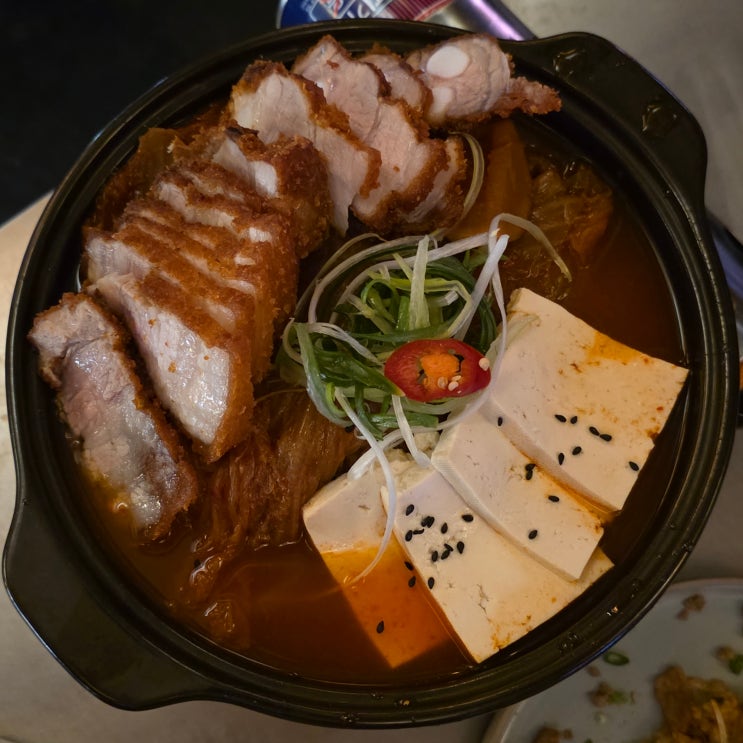  [홍대 연남동 주점 연남한양집] 연남동 한식 주점: 삼겹 튀김 김치찜과 경의선 소갈비 - 연남동 맛집 추천