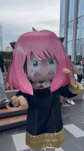 노력한 코스프레.gif