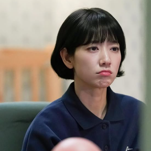둘째 임신보다 충격적인 박신혜 '단발' 실물 느낌... "가을 출산 앞두고 완성한 예비맘의 정석....