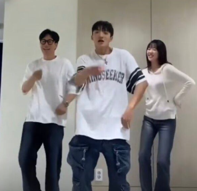 Ji Ye-eun and Bada Confirm Relationship... The 'Milkshake' Connection, and Why Ji Suk-jin's Prophetic Video Went Viral