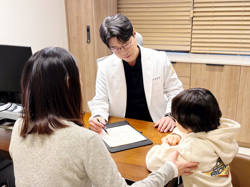 소아자반증, 얼굴에 자꾸 붉은 반점이 생긴다면? 지금 당장 2가지만 확인하세요.<보호자 필독....